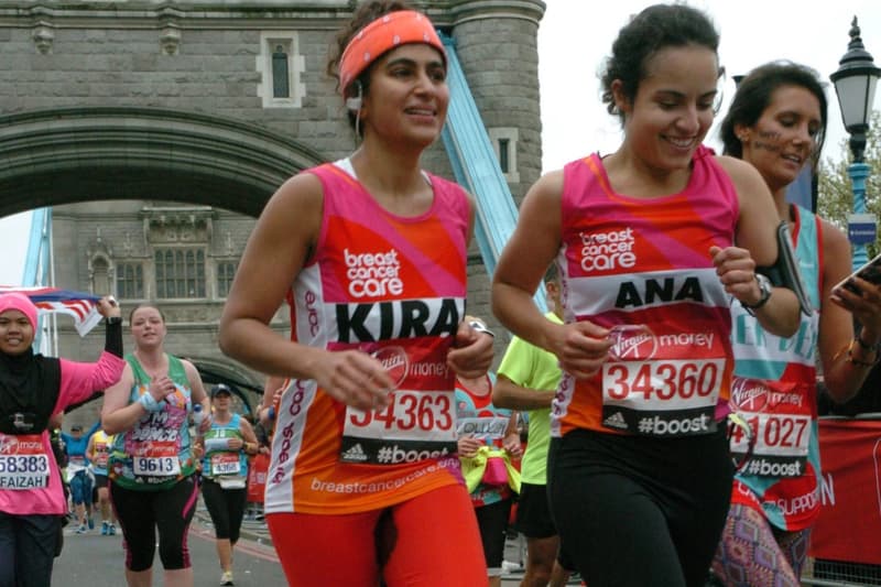 La artista Kiran Gandhi en la maratón de Londres en 2015 | Madame Gandhi blog