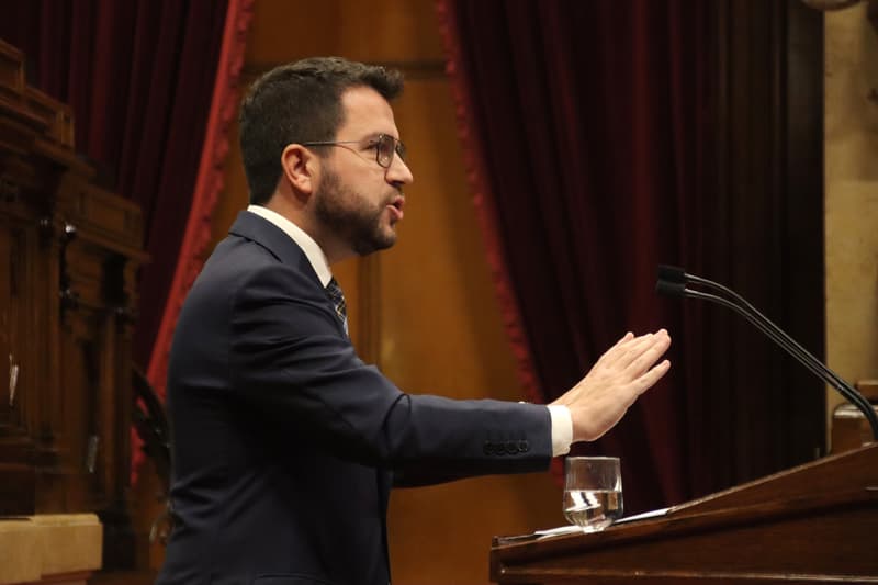 Aragonès comparecerá en el Parlamento