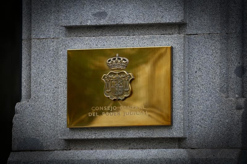 Imatge de la placa de la façana de la seu del Consell General del Poder Judicial (CGPJ) a Madrid