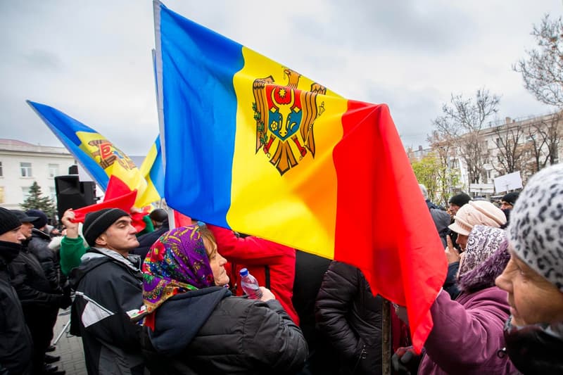 Banderes de Moldàvia a protestes a Chisinau