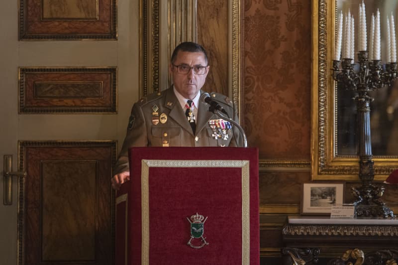 Pedro Antonio Pizarro de Medina en l'acte de celebració de la Pasqua Militar a Barcelona