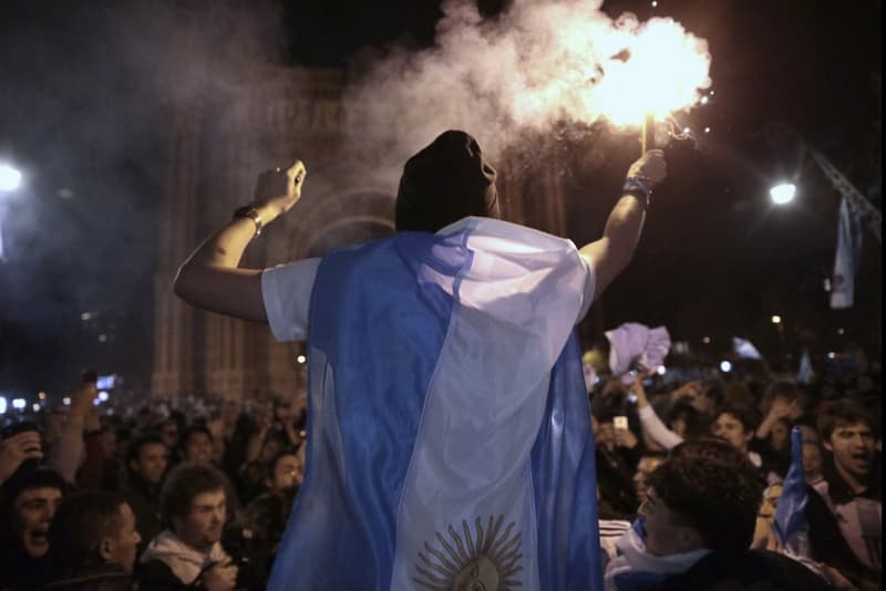 Argentinos celebrando en Barcelona