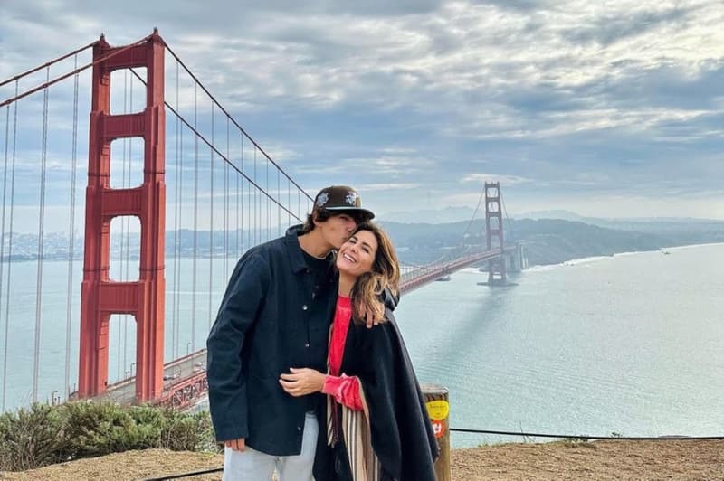Nuria Roca i el seu fill Pau del Val al pont Golden Gate