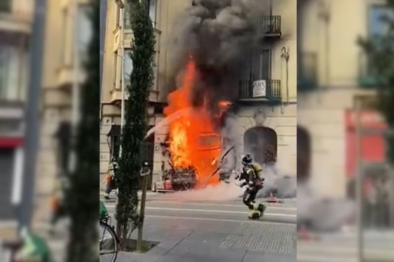 Incendio en una librería de Barcelona