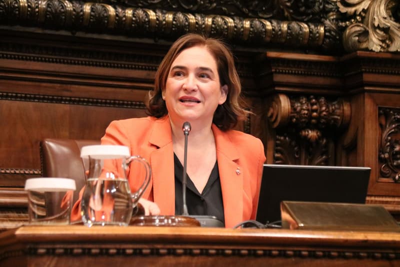 Ada Colau, alcaldessa de Barcelona, en el ple municipal del mes de gener de 2023