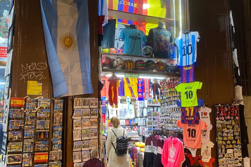 Una botiga de souvenirs a Barcelona