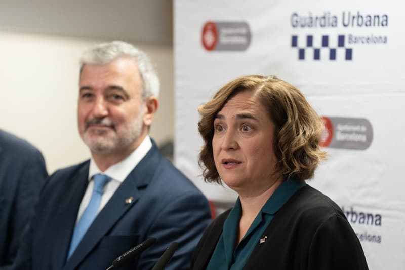 Jaume Collboni (candidat del PSC) i Ada Colau (alcaldessa de BComú)