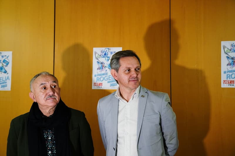 A la derecha, José Manuel Miñones | Europa Press
