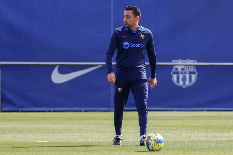Xavi Hernández, entrenador del FC Barcelona, durante una sesión de entrenamiento