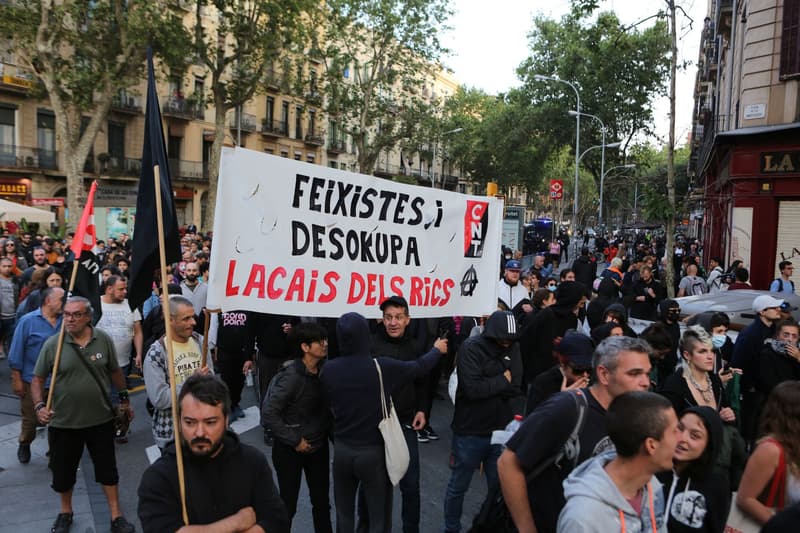 Una altra de les pancartes a la protesta antifeixista d'aquest 23 de maig | Oliver de Ros / Principal