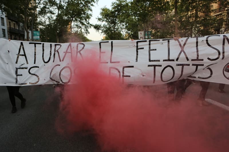 La capçalera de la manifestació antifeixista | Oliver de Ros / Principal