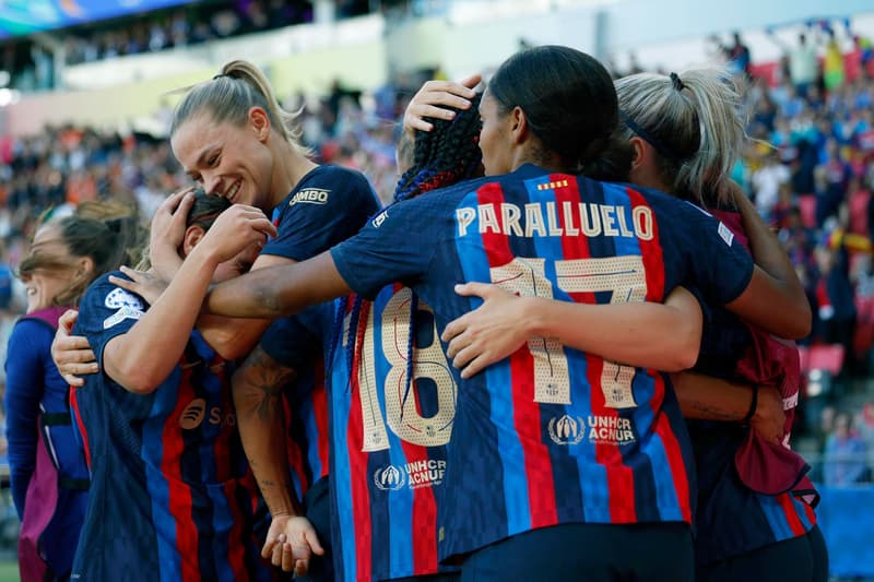 El Barça celebra un dels gols contra el Wolfsburg a la final de la Women's Champions League d'Eindhoven