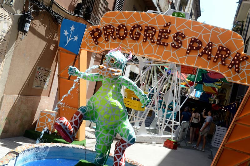 Un dels carrers guarnits de la Festa Major de Gràcia 2022