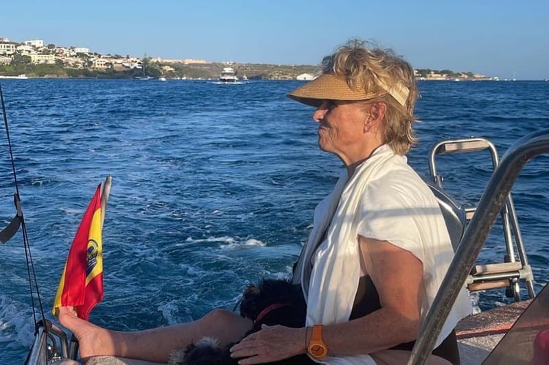 Mercedes Milá, després de ser rescatada a Menorca