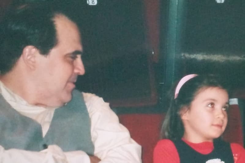 Aina Borràs Frediani, de petita amb el seu pare, l'actor Ricard Borràs