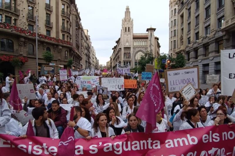 Manifestació infermeres a Barcelona el 12 de desembre de 2023