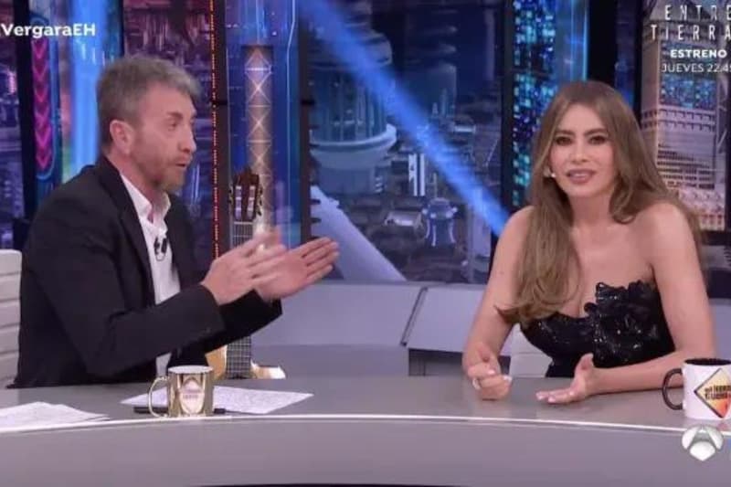 Sofía Vergara fa cara de fàstic durant l'entrevista amb Pablo Motos