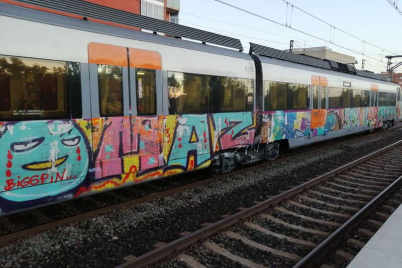 Els grafitis dels trens de Rodalies