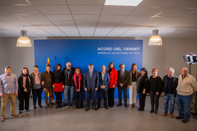 Foto de familia del Acord del Vernet